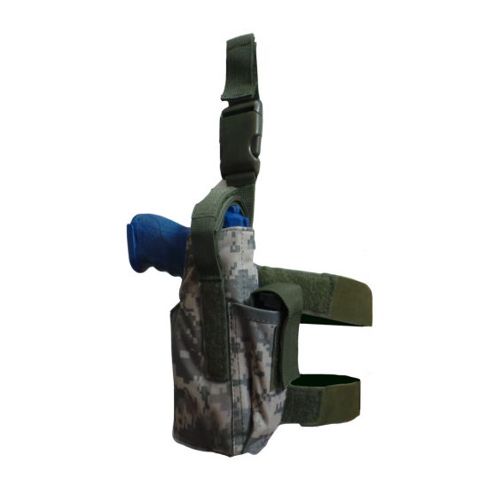 Universal thigh holster with belt adjustment and MOLLE system color camuflage